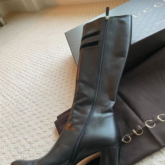 Gucci Black Heeled Boots with Silver Hardware - Picture 4 of 5